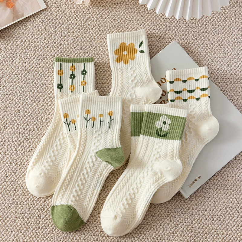 Brand cartoon cute summer knee socks for elementary school students, mid-length, Korean style, wholesale