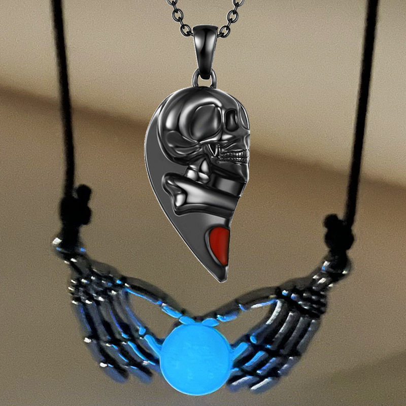 cable chain Chain Type 1 Pair Quantity Retro Heart Shape Skull Alloy Cable Chain Pendant Necklaces Wholesale