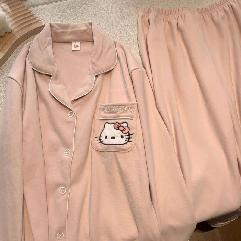 Hello Kitty Velvet Pajamas Women's Autumn and Winter fleece-lined Thickened Warm Home Clothes plus size suit Hello Kitty Velvet Pajamas Women's Autumn and Winter fleece-lined Thickened Warm Home Clothes plus size suit
