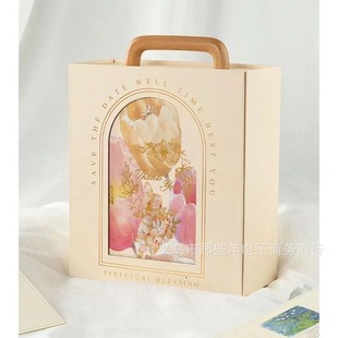 Cream style Tulip bamboo joint hand-held bridesmaid hand gift box candy box beauty salon festival gift box
