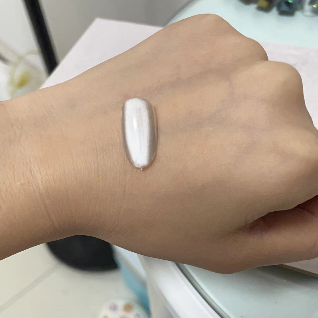 镜面瓷白猫眼白月光猫眼粉2023年新款秋冬流行爆闪晶石猫眼粉