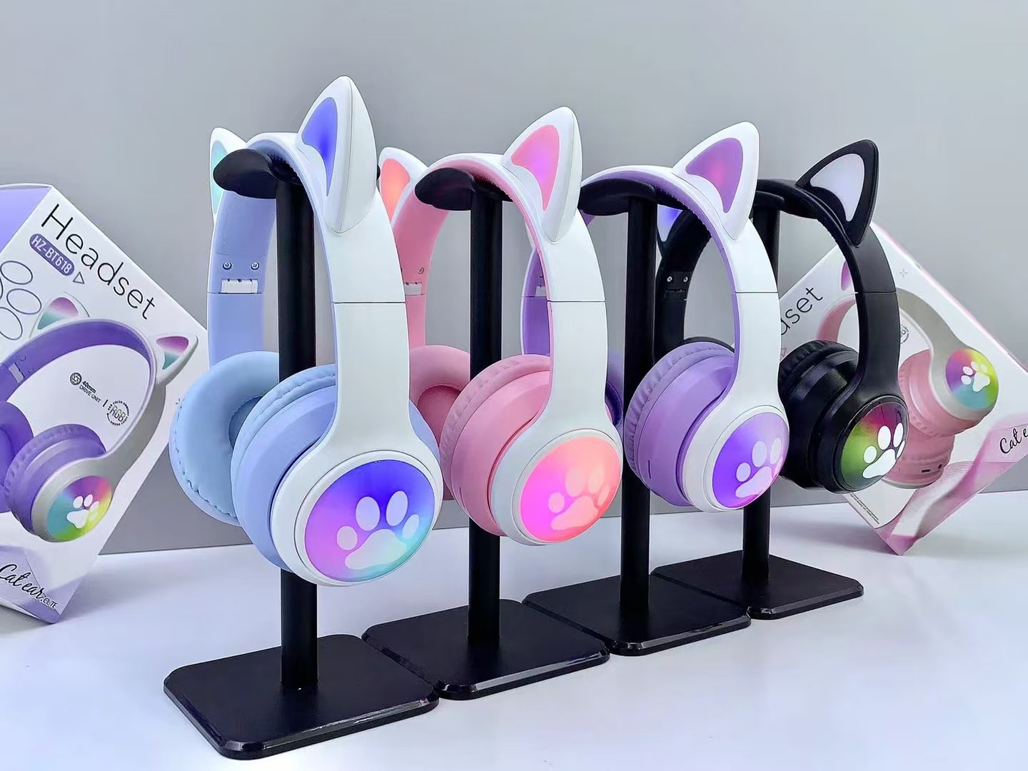 Comercio exterior transfronterizo BT618 orejas de gato luminosas auriculares Bluetooth radio competencia auriculares dibujos animados lindo image 6
