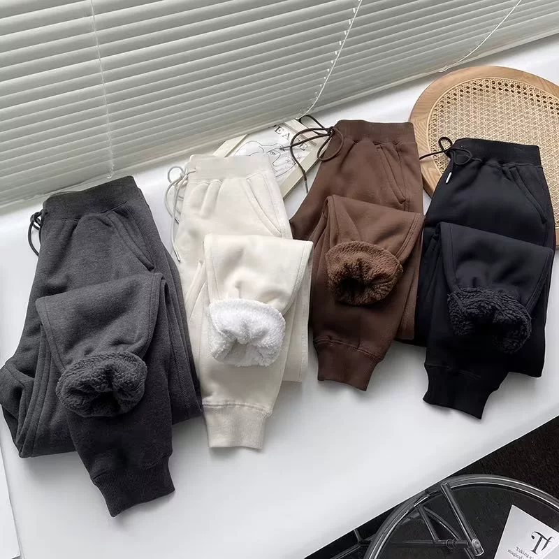 Осенне-зимние ветрозащитные повседневные брюки-джоггеры из искусственной овечьей шерсти, женские спортивные брюки с флисовой подкладкой, удлиненные, утепленные, модные повседневные женские брюки.