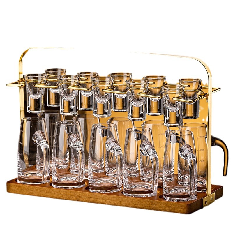 Juego de copas de licor de vidrio con oro, estilo chino, conjunto elegante de vasos pequeños y jarra, venta al por mayor