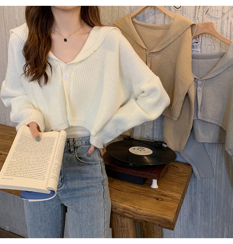 【中国直邮】茵如澜 新款秋冬chic上衣温柔甜辣毛衣针织衫 卡其色