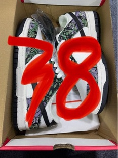 ��©Ь��38�a Dunk Low �������~ ��ĥ͸�� �͎� ��Ь �׺�