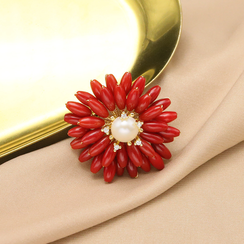 Broche vintage de perlas naturales de agua dulce con diseño de girasol, flor de bambú marino, estilo Chanel, hecho a mano, para Navidad.