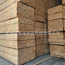 長沙建築木方 原材開料 材質新鮮 不開裂 無腐材 帶皮少 廠家批發