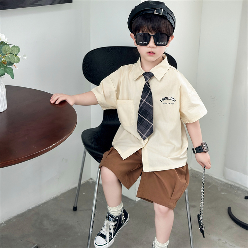 5235 traje de niño verano manga corta 2025 nueva ropa de verano para niños camisa coreana corbata de bebé camisa de moda