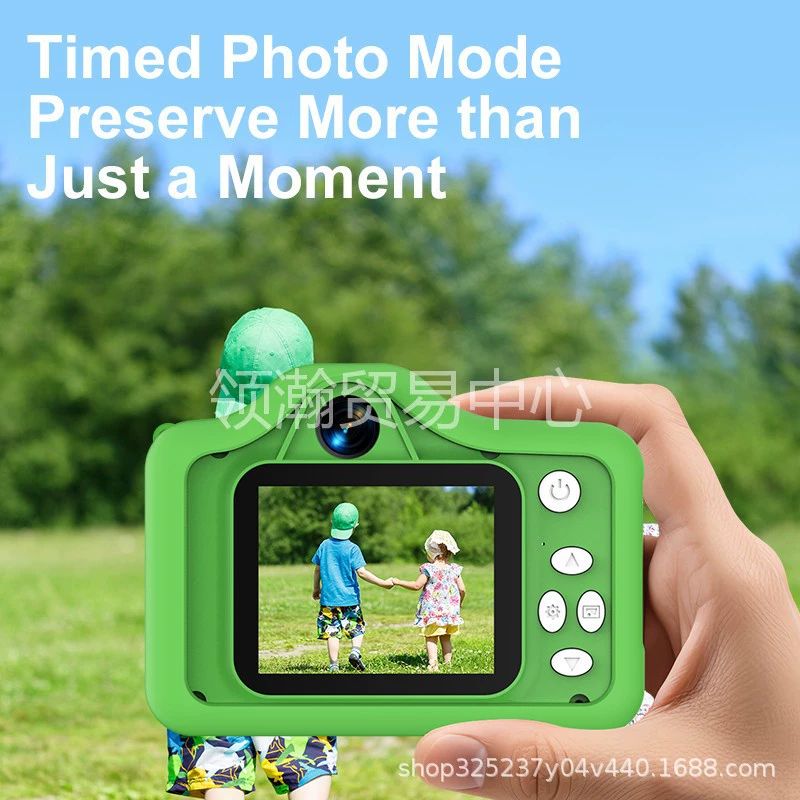 Cartoon small camera