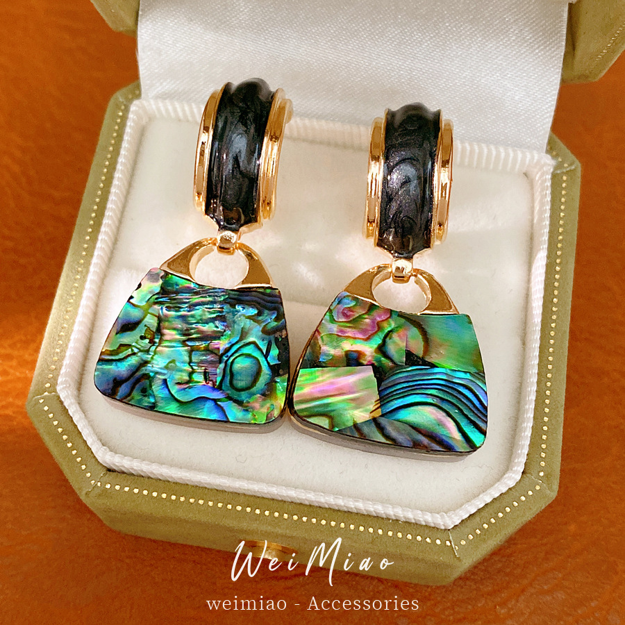Medieval vintage aguja de plata resina bolsas cuadradas pendientes retro nicho pendientes ligero lujo alta sensación de pendientes para mujeres