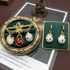 Western medieval three-dimensional pendant niche minimalist bow heart poker glaze brooch same style silver needle earrings