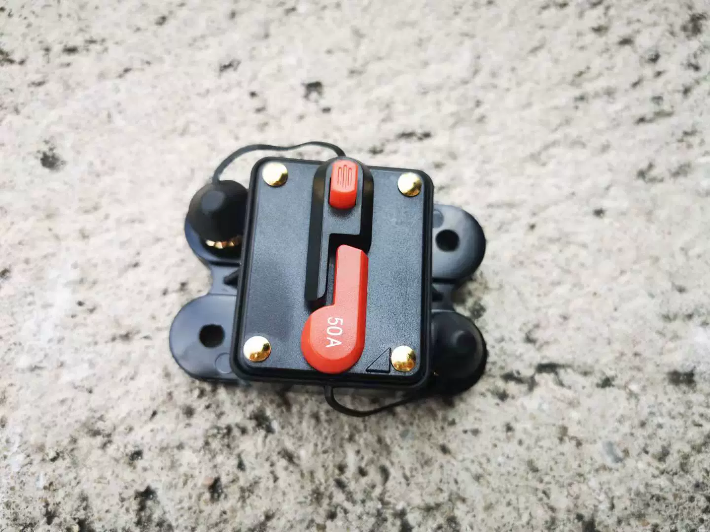 亨特生 Automotive recovery insurance bile duplet circuit breaker automatic switching insurance bile seat 50A-60A