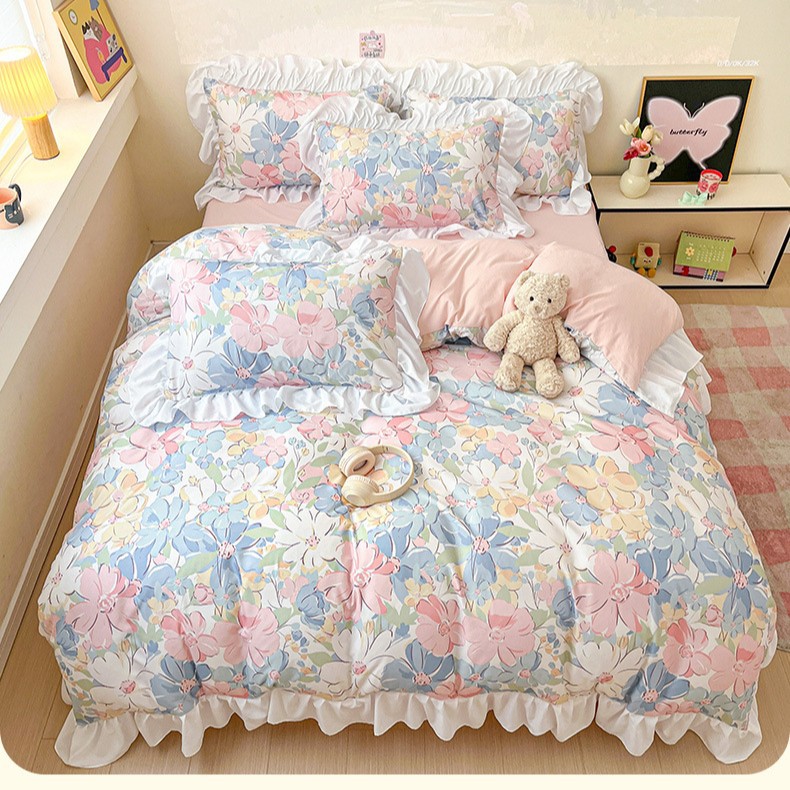 Juego de cama de encaje estilo princesa coreana de cuatro piezas 2025 funda de edredón ropa de cama de tres piezas para estudiantes y niñas