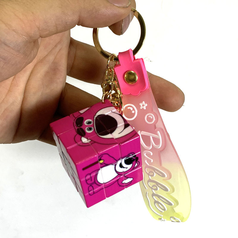 New Strawberry bear mini cube pendant many love dream Jingdang cat gift keychain keychain wholesale