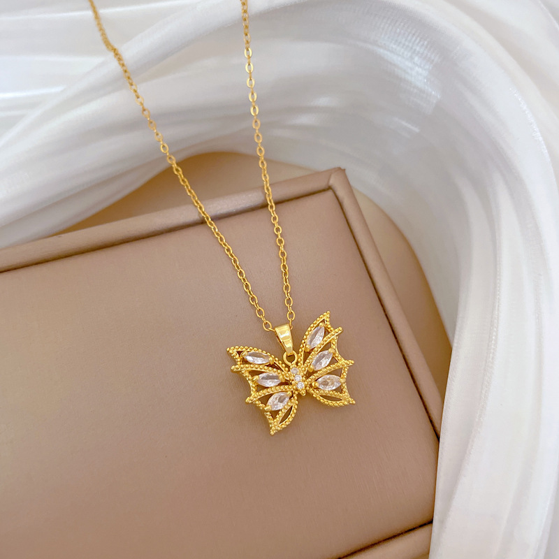 Set collana e orecchini farfalla con strass di lusso_voghion.com