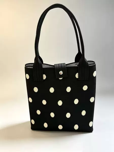 Korean and Japanese fashion knitted handbag, knitted tote bag, portable and exquisite women's bag, best-selling women's tote bag, gift item