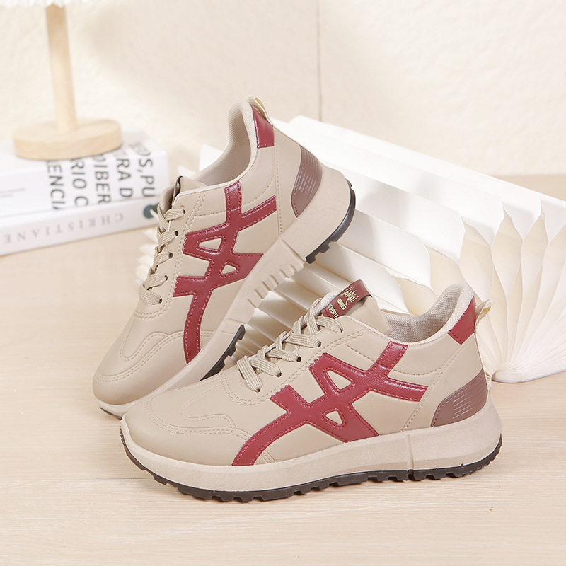 2025 Autumn New Versatile Lightweight Soft Sole Non-Slip Casual Trendy Campus Running Shoes Dad Shoes