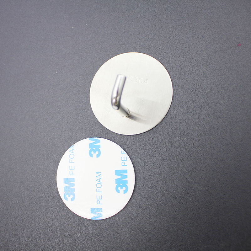 Circular image hook