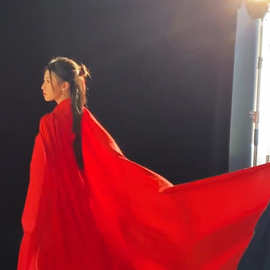 武侠古装汉服女中国风改良超仙飘逸女侠大袖衫广袖舞蹈服红色披风