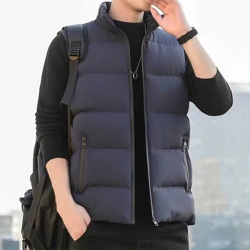 Picking up tail orders, men's and women's clothing boutique, export-style stand-up collar down jackets, padded vests, warm jackets, cotton coats