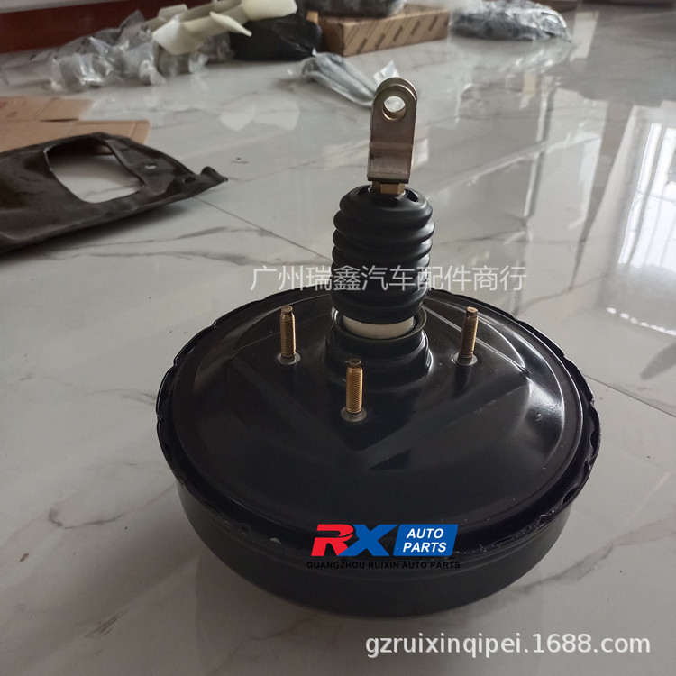 En stock suministro adecuado para Toyota HELAX VIGO freno bomba de vacío HILUX Tambor Grande izquierda titanio 44610
