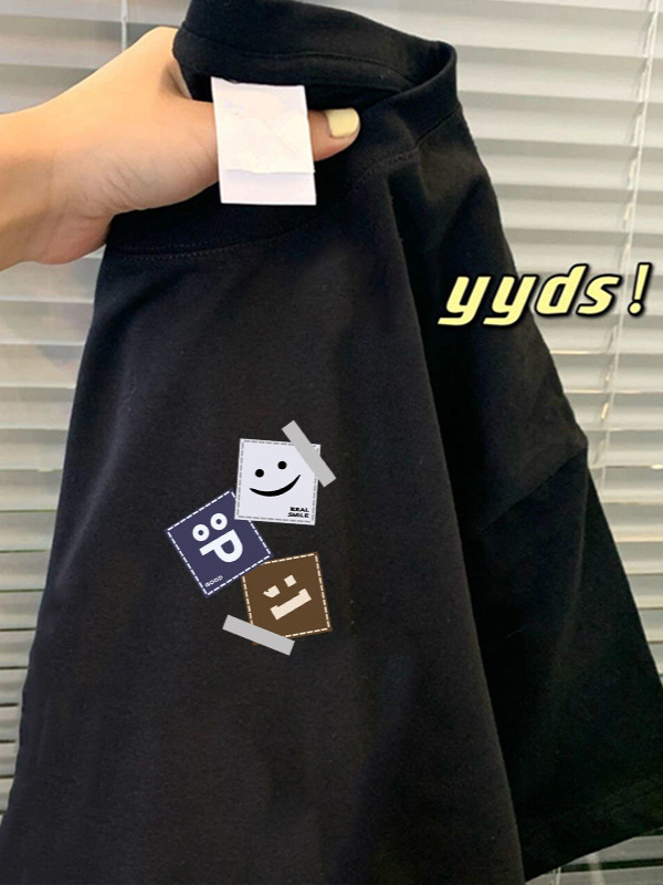 Tendencia de verano, seda de hielo negro, estilo de Hong Kong, camisetas para hombres y mujeres, tops simples de todo fósforo, parejas, hombres y mujeres, mangas cortas