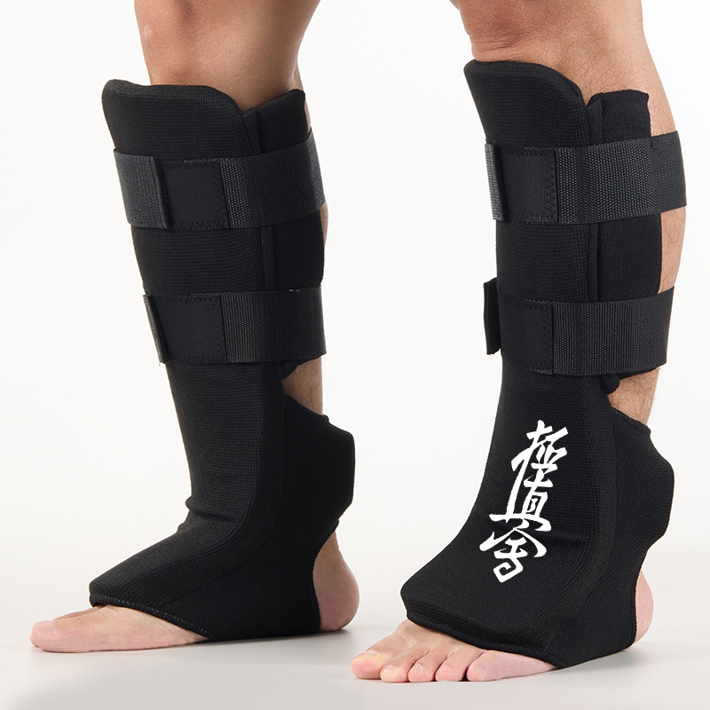 Thickened extremely real leg guard shin guard karate buckle Sanda boxing Muay Thai foot guard face back guard shin guard taekwondo