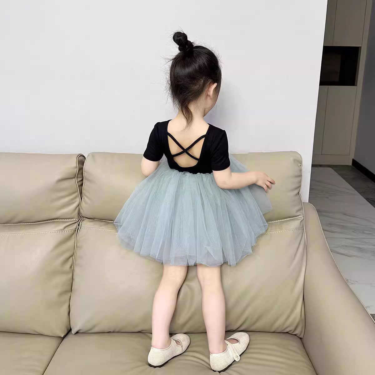 Girls' Short-Sleeved Dress, Summer Baby's Backless Fashionable Mesh Tutu Skirt, Little Girl's Princess Dress, New Style