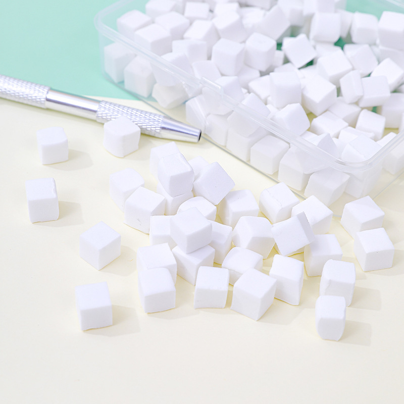 Herramientas de manicuría esponja acariciando blanqueador de látex de tofu polvo de polvo húmedo seco herramientas de maquillaje de doble propósito al por mayor