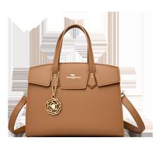 ����Ů���s�����K���2025�¿�С���OӋײɫ�μ�б��ͨ�����ذ�