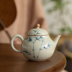 Hand-painted ceramic household tea set pot, handmade pear-shaped pot, ancient style gongfu tea brewing pot, ice tray, underglaze blue bamboo decoration