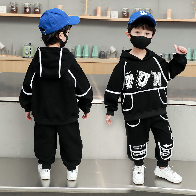 소년 얇은 프라이드 스트리트 패션 어린이 남성 잘 생긴 유행 2024 새로운 봄과 가을 스포츠 레저 세트 스타일