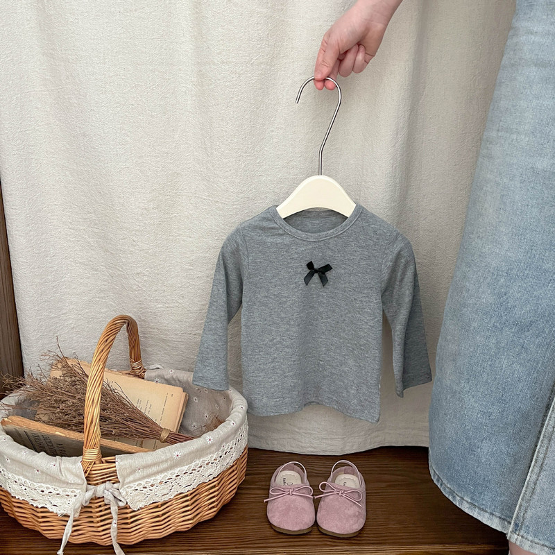 女の子の春と秋のボトリングシャツスーツ韓国風ベビーリボンインナー長袖Tシャツパンツお出かけ服|undefined