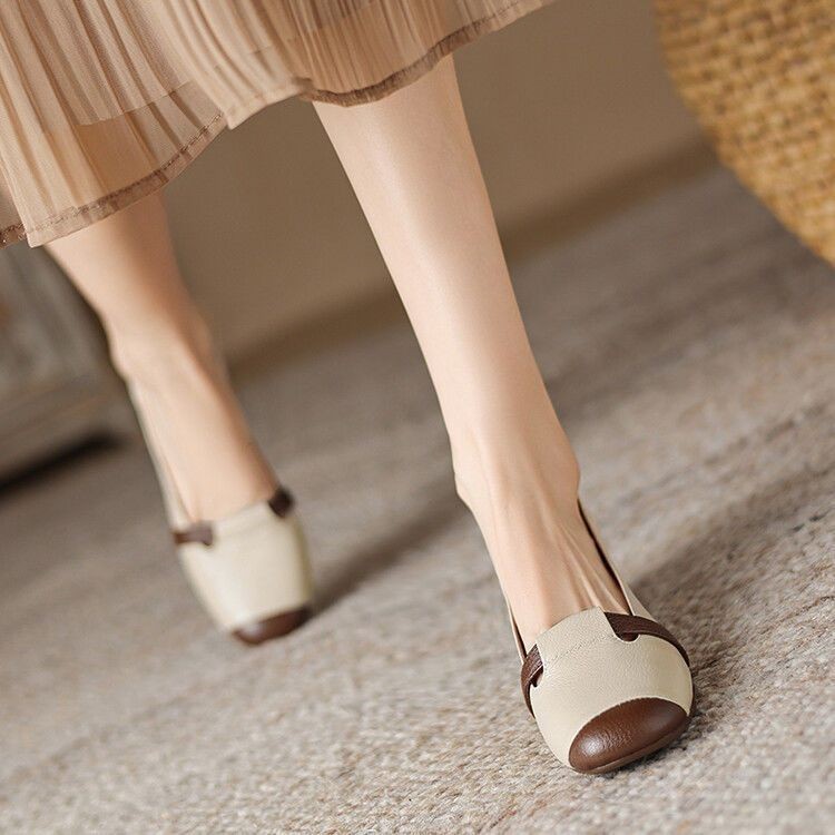 Zapatos de cuero suave de alta calidad, zapatos de cuero superficial para mujeres de escuela secundaria, primavera y otoño de 2026, nuevos zapatos de cuero cuadrados con suela suave, retro