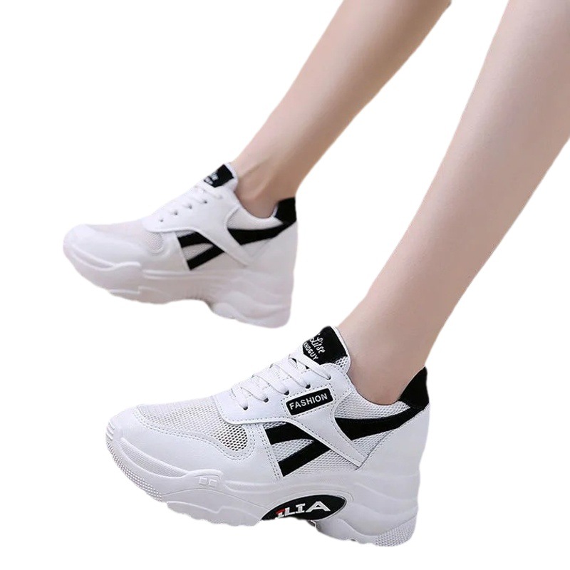 Aumento de la altura oculta zapatos blancos de cuero de primavera para mujer zapatilla de deporte casual 2023 nuevos zapatos de papá de plataforma para todo el partido