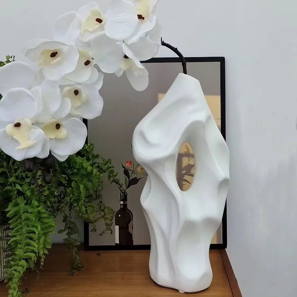 欧式复古摆件高级感中古简约陶瓷花瓶卧室客厅工艺品北欧装饰