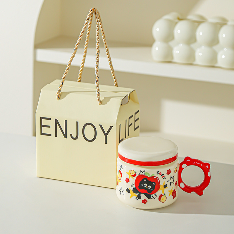 Regalo de cumpleaños Taza de dibujos animados para novias Taza de cerámica con tapa Regalo de mano Taza de agua para gatos lindos