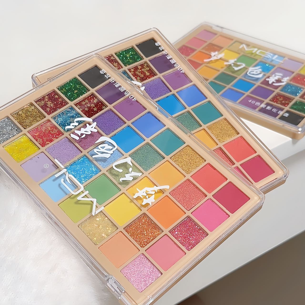 MGL40 dreamy color eyeshadow palette, pearlescent sequins, glitter powder, cosplay makeup, children's stage makeup, performance cosmetics undefined