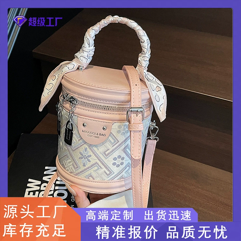 Этнический стиль Zhuang, модная повседневная сумка-ведро, новинка лета 2025, женская сумка, простая стильная сумка через плечо или кроссбоди.