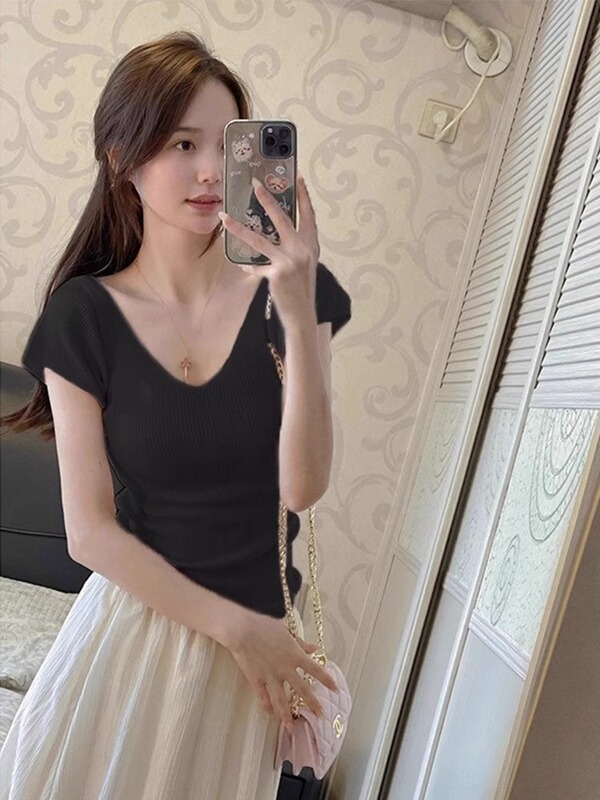 セクシーな純粋な欲望の気質 V ネックショートスリーブ Tシャツ女性の夏の新しいウエスト痩身ショートホットガールニットトップ|undefined