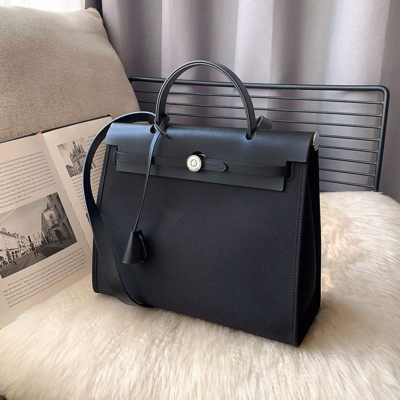 European and American 2025 New Fashion Small Square Bag Tote Bag Women's High-End Trendy Foreign Cross-Border Elegant Single Shoulder Crossbody Bag