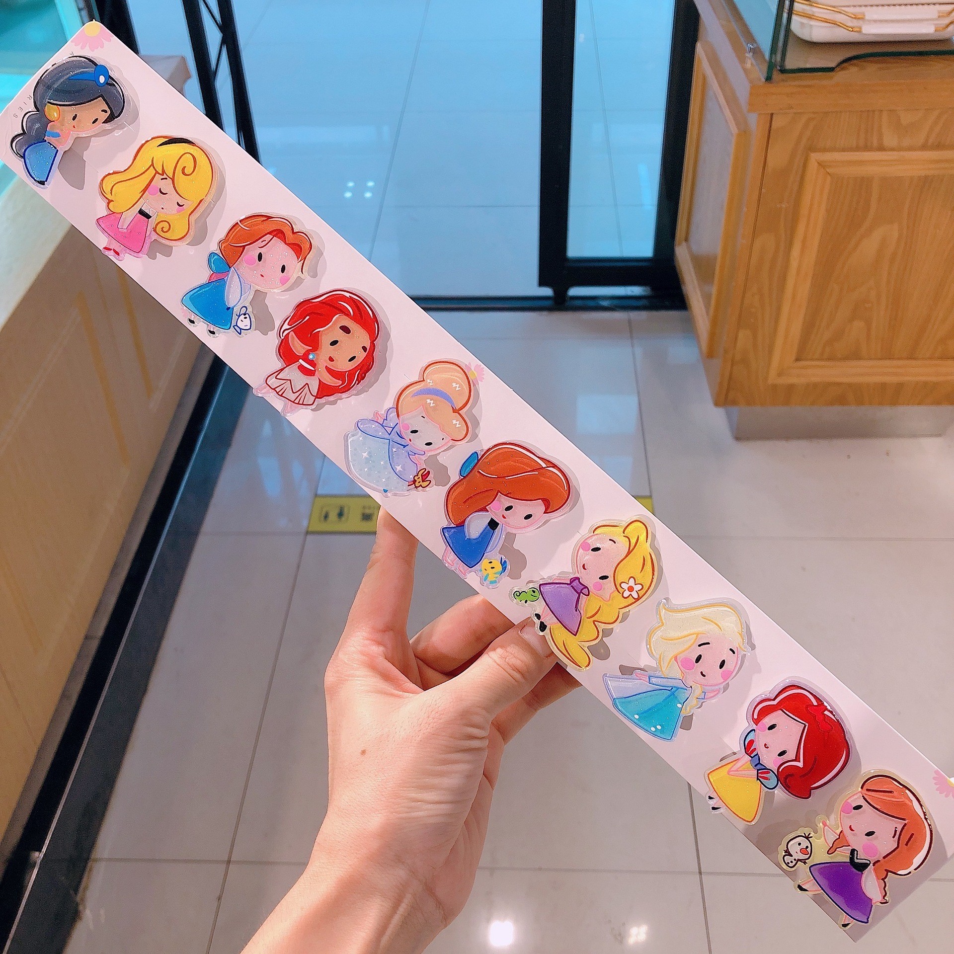 Cartoon acrylic hairgrip