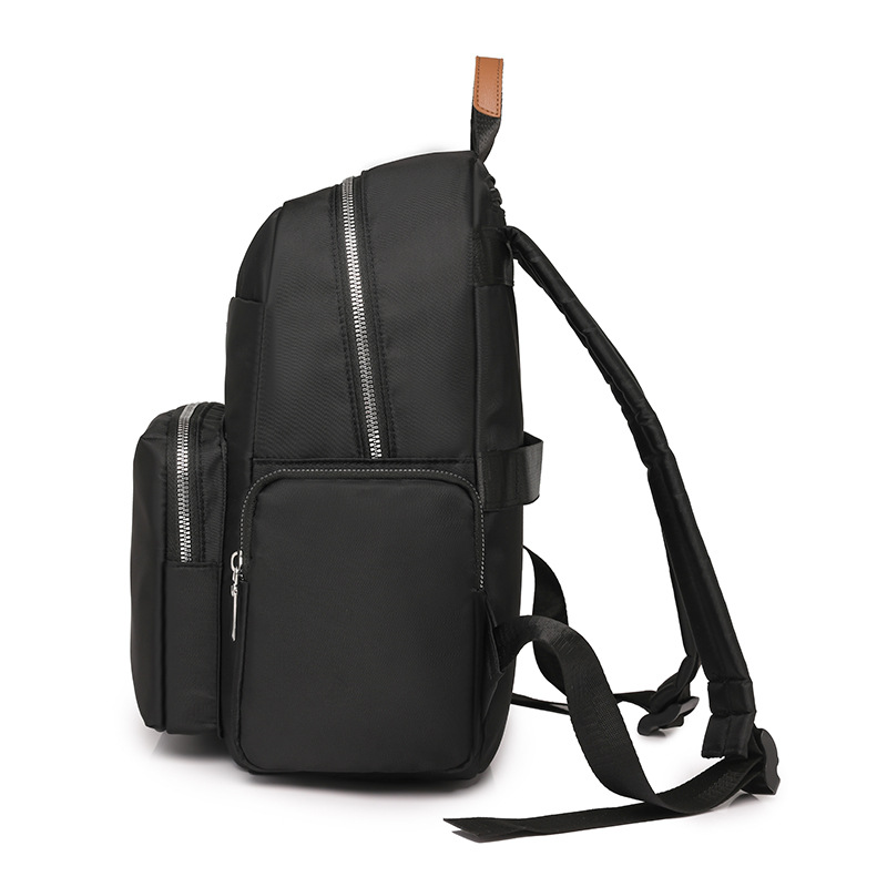 Mochila de nailon para mujer 2024 nueva moda anti-salpicaduras mochila para mujer mochila de viaje ligera de gran capacidad al por mayor