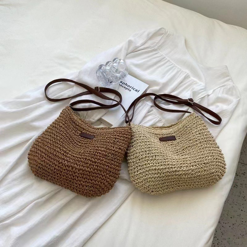 niche-design-vacation-straw-tote-bag