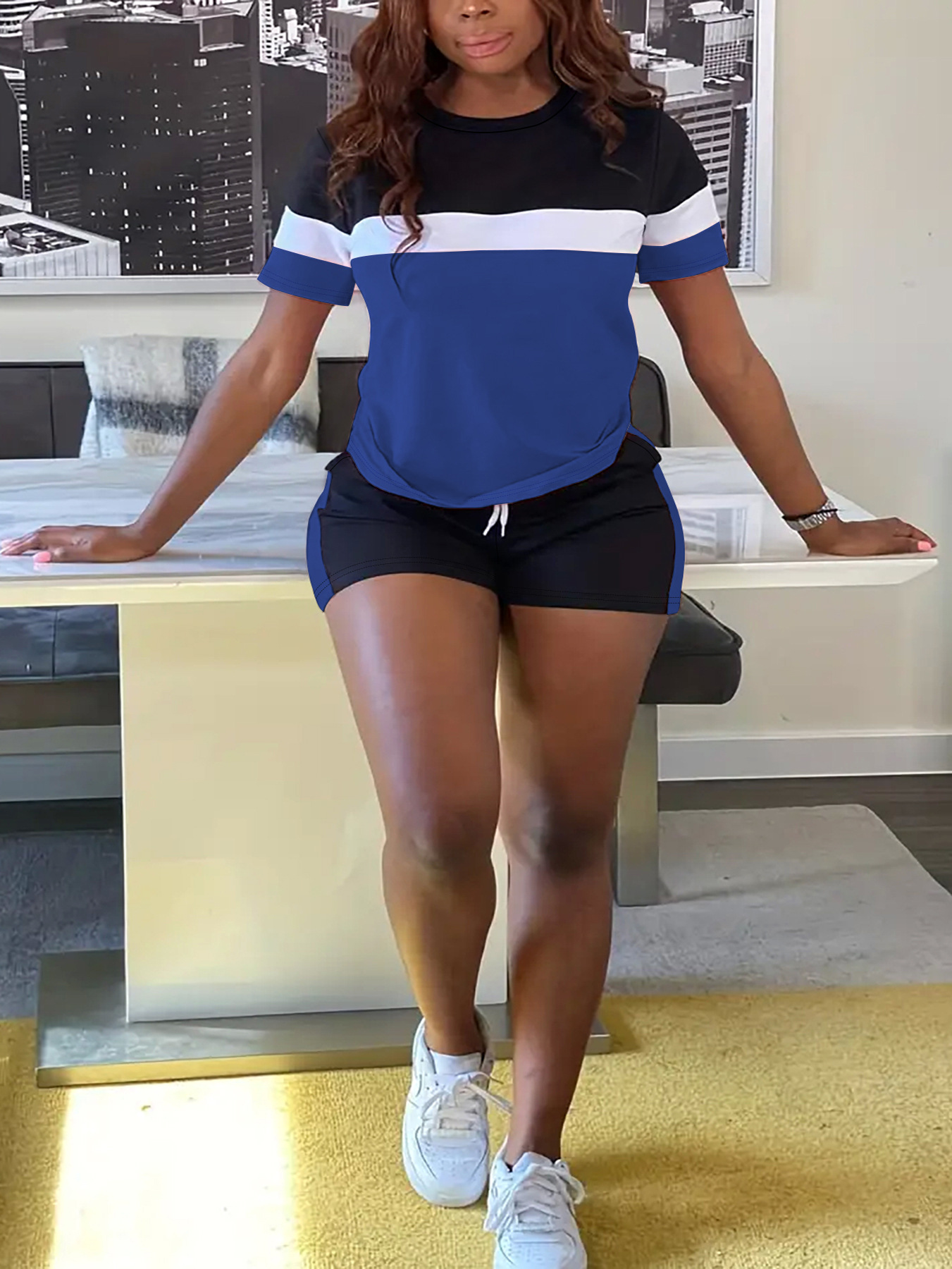 Women's Summer Sportswear Set Fashionable Color Block Crew Neck Short Sleeve T-Shirt Drawstring Shorts 2 Piece Outfit_ecoleips.com