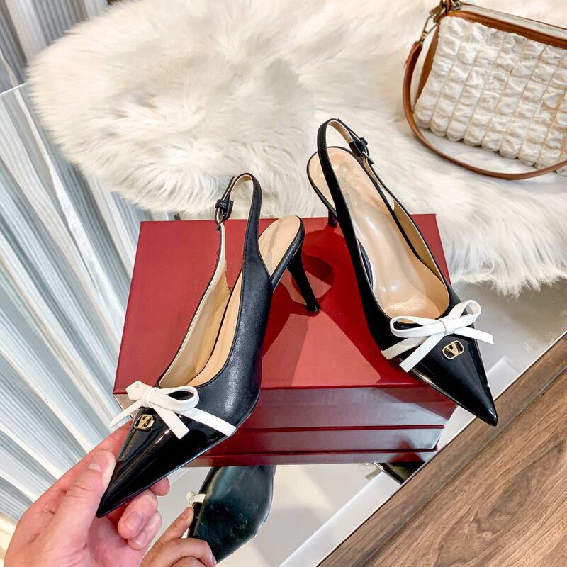 2025 Early Spring French Stiletto High Heels Single-layer Shoes Not Tired Feet Leather High-end Pointed Bow Rear Empty Sandals for Women