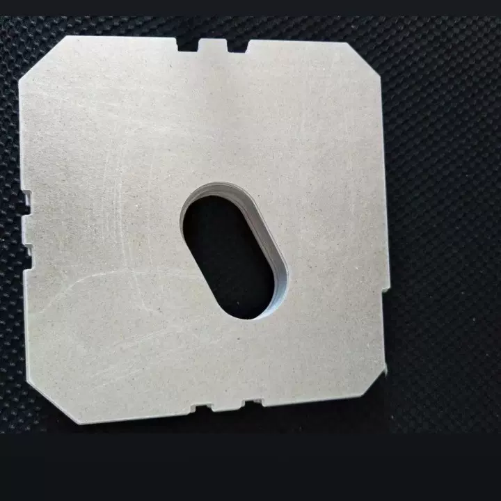 云母板UHMWPE白色超高分子量聚乙烯棒高强度黑色UPE板材加工切割