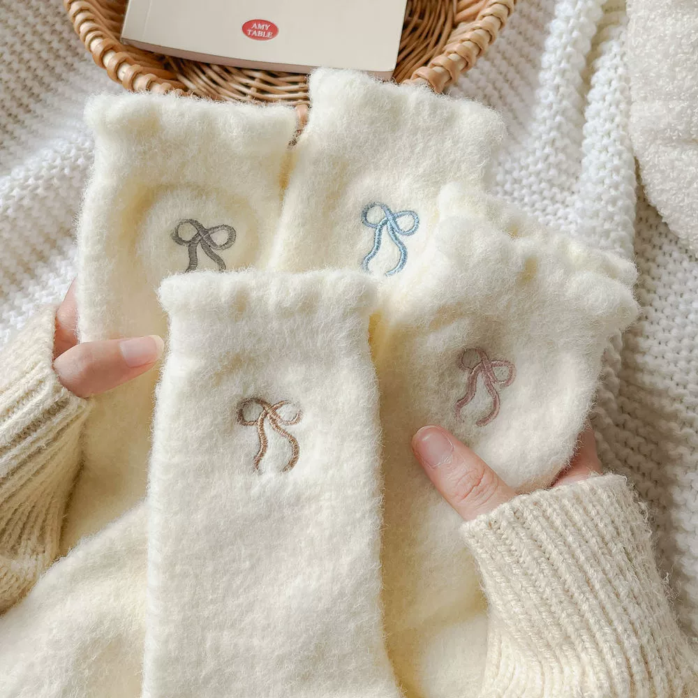 Keep warm Japanese knee socks for pregnant with bow, mid-length, with embroidery