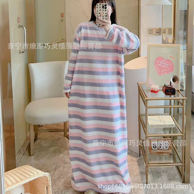 Pijamas de mujeres otoño invierno de franela lindo dibujo animado 2024 nuevo coral de lana gruesa falda cálida ropa para el hogar